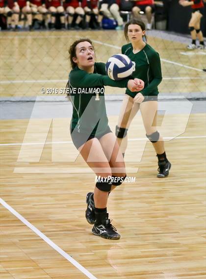 Thumbnail 2 in Mt. Carmel vs Archbishop Chapelle (LHSAA Division I Quarterfinal Playoff) photogallery.