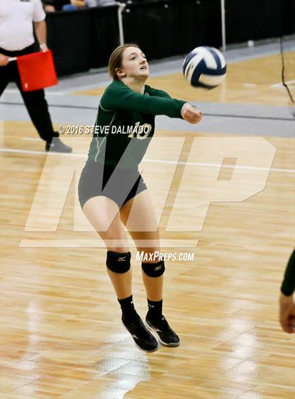 Thumbnail 3 in Mt. Carmel vs Archbishop Chapelle (LHSAA Division I Quarterfinal Playoff) photogallery.