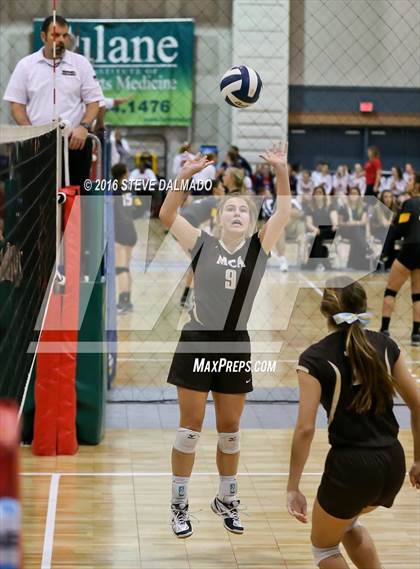 Thumbnail 2 in Mt. Carmel vs Archbishop Chapelle (LHSAA Division I Quarterfinal Playoff) photogallery.