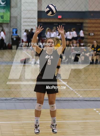 Thumbnail 2 in Mt. Carmel vs Archbishop Chapelle (LHSAA Division I Quarterfinal Playoff) photogallery.