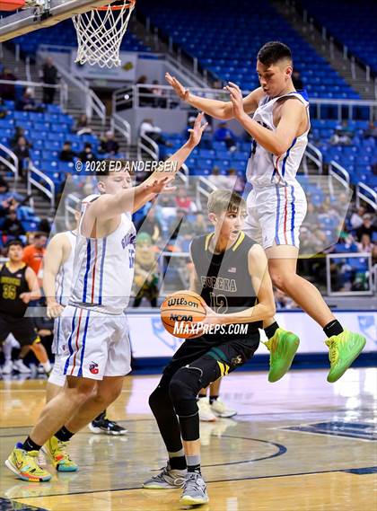 Thumbnail 3 in GV Christian vs. Eureka (NIAA 1A State Semifinals) photogallery.