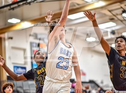 Thumbnail 3 in West vs East (Shawnee Mission East Tournament) photogallery.