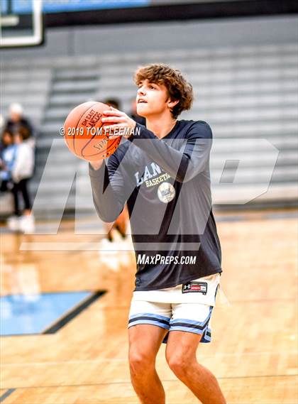 Thumbnail 1 in West vs East (Shawnee Mission East Tournament) photogallery.