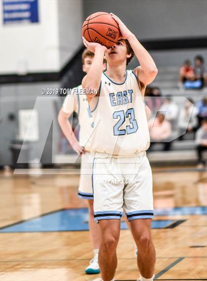 Thumbnail 2 in West vs East (Shawnee Mission East Tournament) photogallery.