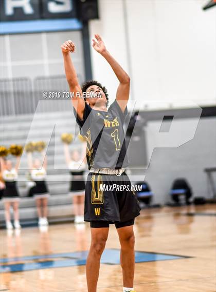 Thumbnail 3 in West vs East (Shawnee Mission East Tournament) photogallery.