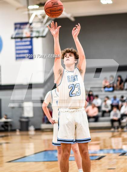 Thumbnail 3 in West vs East (Shawnee Mission East Tournament) photogallery.