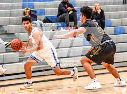Thumbnail 3 in West vs East (Shawnee Mission East Tournament) photogallery.