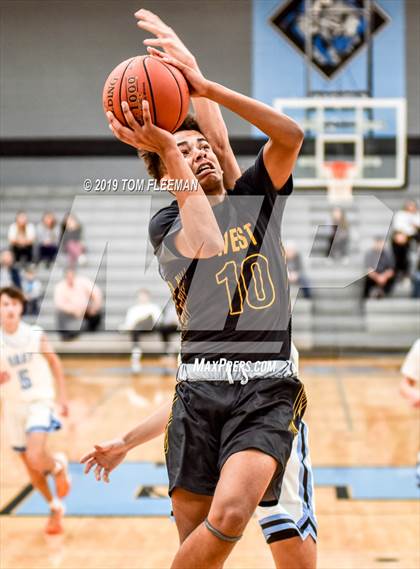 Thumbnail 3 in West vs East (Shawnee Mission East Tournament) photogallery.