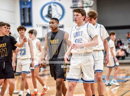 Thumbnail 3 in West vs East (Shawnee Mission East Tournament) photogallery.