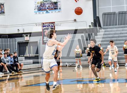 Thumbnail 2 in West vs East (Shawnee Mission East Tournament) photogallery.