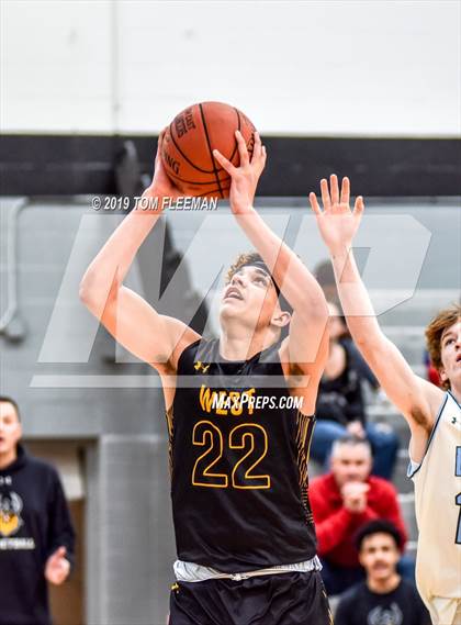 Thumbnail 3 in West vs East (Shawnee Mission East Tournament) photogallery.
