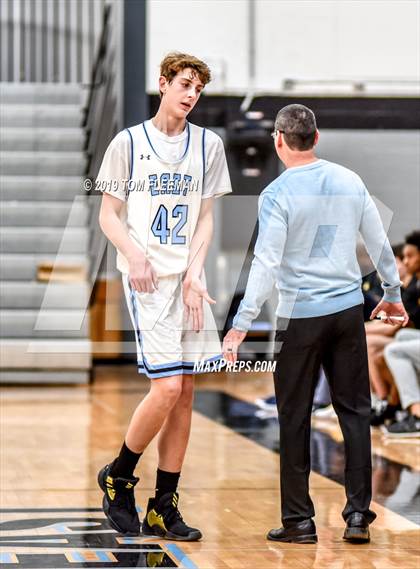 Thumbnail 1 in West vs East (Shawnee Mission East Tournament) photogallery.