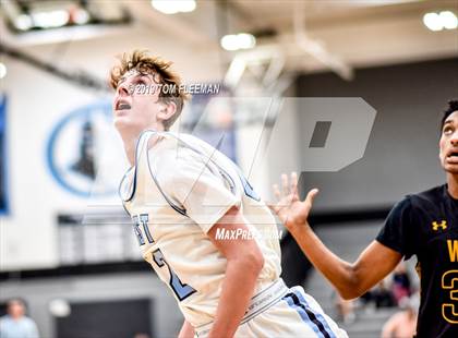 Thumbnail 3 in West vs East (Shawnee Mission East Tournament) photogallery.