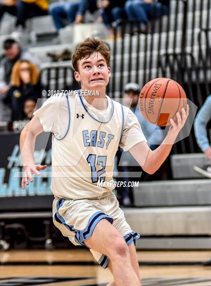 Thumbnail 2 in West vs East (Shawnee Mission East Tournament) photogallery.