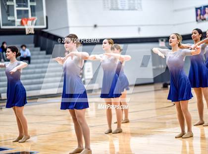 Thumbnail 2 in West vs East (Shawnee Mission East Tournament) photogallery.