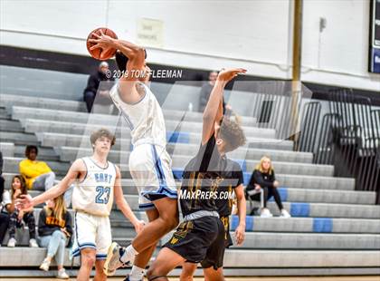 Thumbnail 2 in West vs East (Shawnee Mission East Tournament) photogallery.