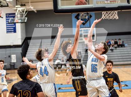 Thumbnail 3 in West vs East (Shawnee Mission East Tournament) photogallery.