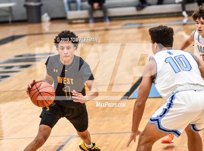 Thumbnail 3 in West vs East (Shawnee Mission East Tournament) photogallery.