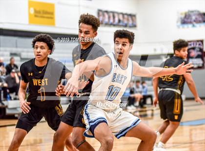 Thumbnail 3 in West vs East (Shawnee Mission East Tournament) photogallery.