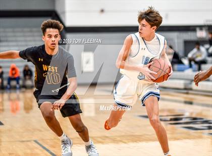 Thumbnail 2 in West vs East (Shawnee Mission East Tournament) photogallery.