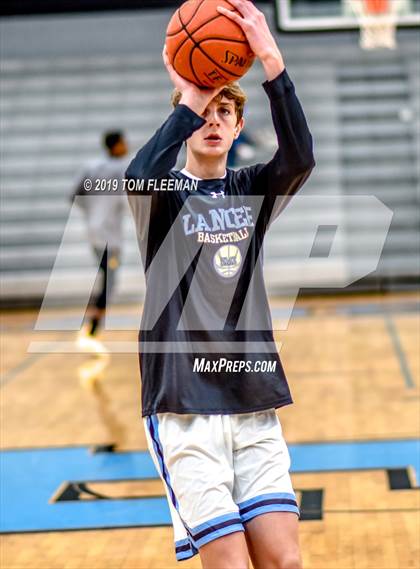 Thumbnail 3 in West vs East (Shawnee Mission East Tournament) photogallery.