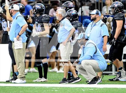 Thumbnail 2 in Zachary vs. Ponchatoula (LHSAA 5A Final) photogallery.