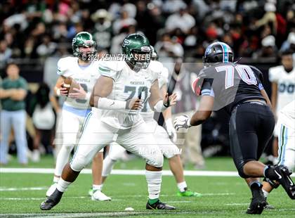 Thumbnail 3 in Zachary vs. Ponchatoula (LHSAA 5A Final) photogallery.