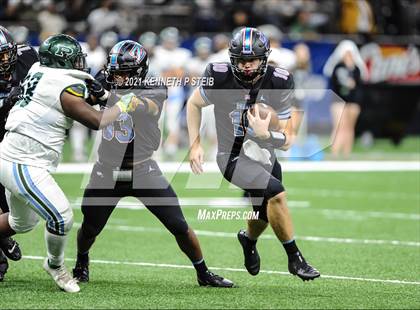 Thumbnail 2 in Zachary vs. Ponchatoula (LHSAA 5A Final) photogallery.