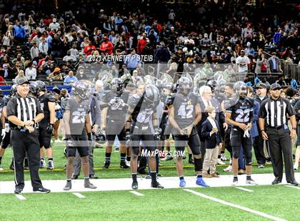 Thumbnail 1 in Zachary vs. Ponchatoula (LHSAA 5A Final) photogallery.