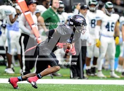 Thumbnail 1 in Zachary vs. Ponchatoula (LHSAA 5A Final) photogallery.