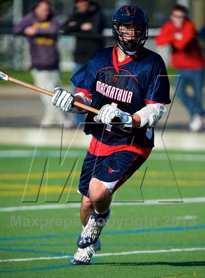 Thumbnail 3 in MacArthur @ Massapequa photogallery.
