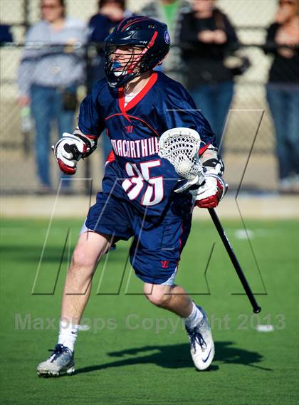 Thumbnail 1 in MacArthur @ Massapequa photogallery.