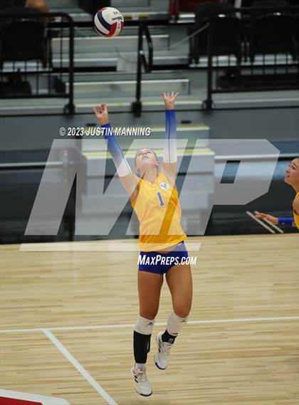 Thumbnail 1 in Harrison vs. Valley View (AAA 5A Quarterfinal Playoff) photogallery.