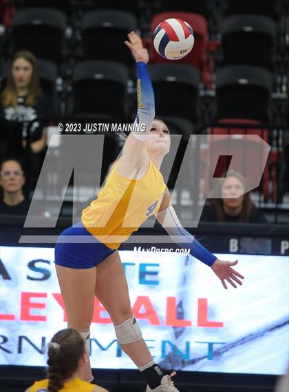 Thumbnail 1 in Harrison vs. Valley View (AAA 5A Quarterfinal Playoff) photogallery.
