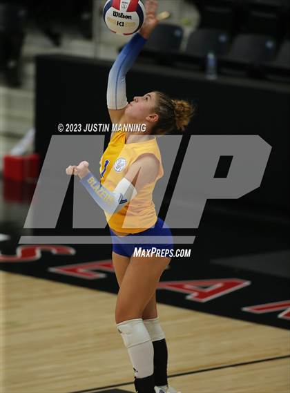 Thumbnail 2 in Harrison vs. Valley View (AAA 5A Quarterfinal Playoff) photogallery.