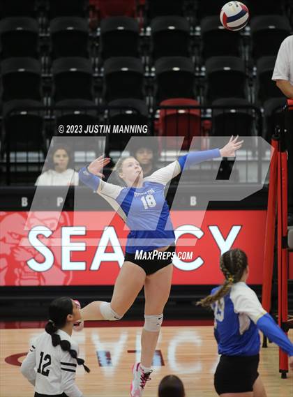 Thumbnail 3 in Harrison vs. Valley View (AAA 5A Quarterfinal Playoff) photogallery.