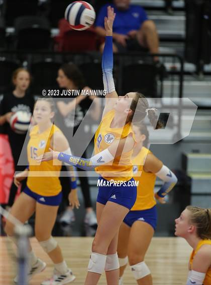 Thumbnail 2 in Harrison vs. Valley View (AAA 5A Quarterfinal Playoff) photogallery.