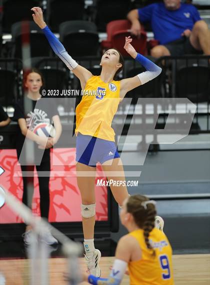 Thumbnail 2 in Harrison vs. Valley View (AAA 5A Quarterfinal Playoff) photogallery.