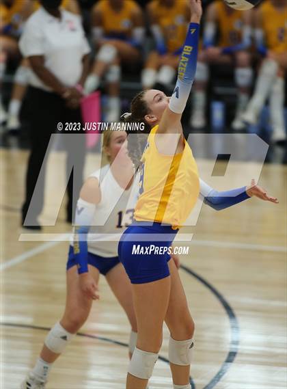 Thumbnail 1 in Harrison vs. Valley View (AAA 5A Quarterfinal Playoff) photogallery.