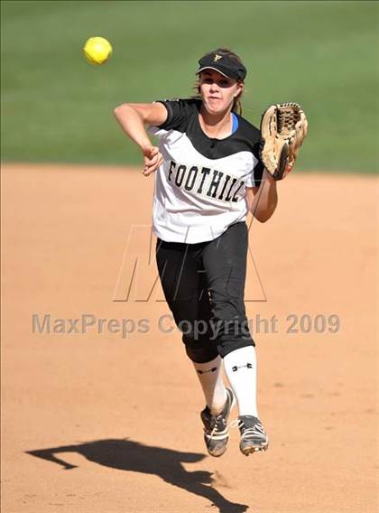 Thumbnail 3 in Lutheran vs. Foothill (Woodbridge Classic) photogallery.