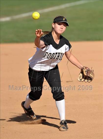 Thumbnail 1 in Lutheran vs. Foothill (Woodbridge Classic) photogallery.