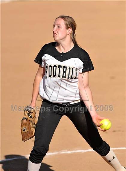 Thumbnail 3 in Lutheran vs. Foothill (Woodbridge Classic) photogallery.