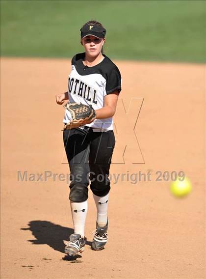 Thumbnail 2 in Lutheran vs. Foothill (Woodbridge Classic) photogallery.