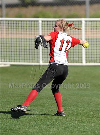 Thumbnail 3 in Lutheran vs. Foothill (Woodbridge Classic) photogallery.