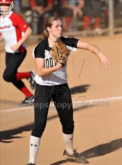 Thumbnail 2 in Lutheran vs. Foothill (Woodbridge Classic) photogallery.