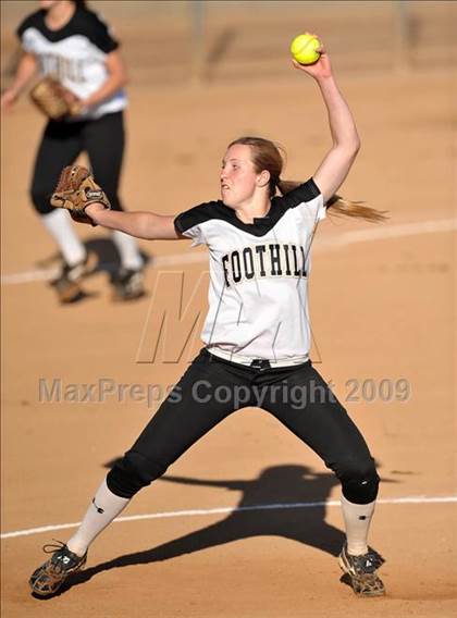 Thumbnail 1 in Lutheran vs. Foothill (Woodbridge Classic) photogallery.