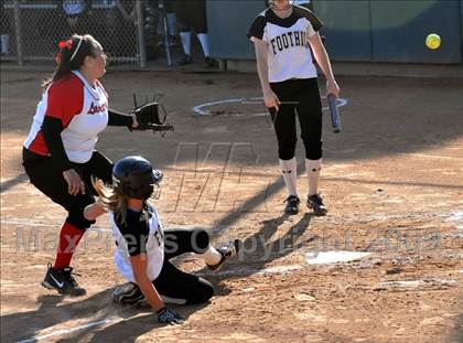 Thumbnail 3 in Lutheran vs. Foothill (Woodbridge Classic) photogallery.