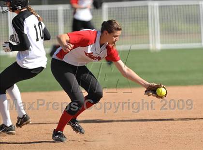 Thumbnail 2 in Lutheran vs. Foothill (Woodbridge Classic) photogallery.