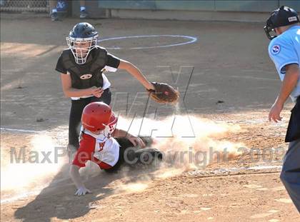 Thumbnail 3 in Lutheran vs. Foothill (Woodbridge Classic) photogallery.