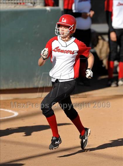 Thumbnail 2 in Lutheran vs. Foothill (Woodbridge Classic) photogallery.